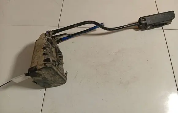 Saab 9-3 Ver2 Active carbon filter fuel vapour canister 9184236