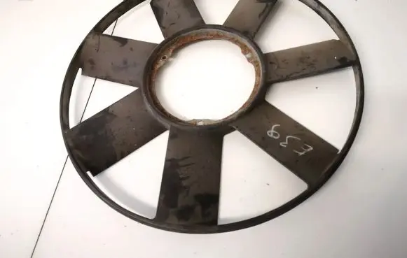 BMW 5 E39 Fan impeller 2243303 6600100000