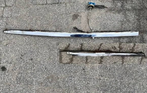 Mercedes-Benz SLC C107 Rear light center trim bar blend 