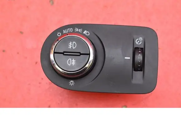 Opel Zafira C Light switch 20930746