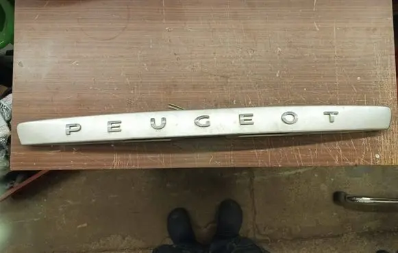 Peugeot 308 SW Trunk door license plate light bar 96806028 968060280