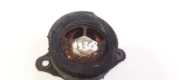 Engine mount bracket
