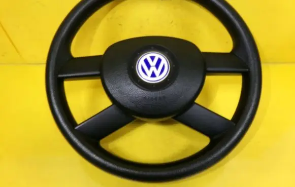 Volkswagen Polo IV 9N3 Steering wheel 
