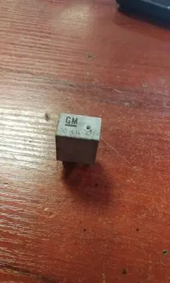 Opel Tigra A Other relay 90414477