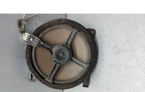 Volvo S80 Subwoofer speaker 8633574