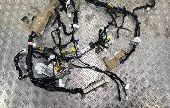 Subaru XV II Panel wiring 81304FL020
