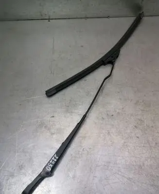 Volkswagen PASSAT B4 Front wiper blade arm 3A1955410