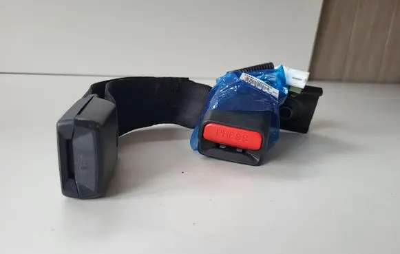 KIA Optima Rear seatbelt buckle 89840D4200