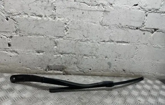 BMW 5 GT F07 Front wiper blade arm 7207290