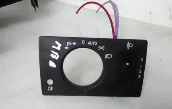Mercedes-Benz B W245 Headlight level height control switch