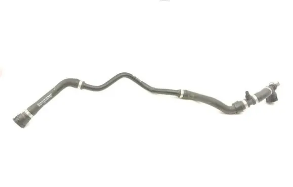 Engine coolant pipe/hose