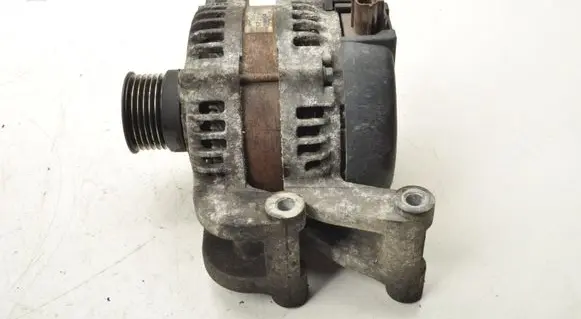 Volvo C30 Generator/alternator 30795494