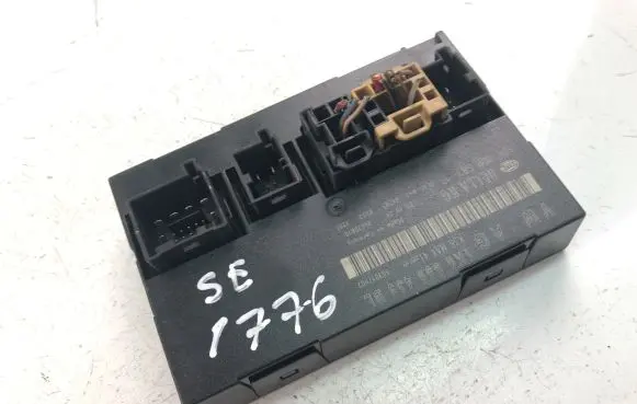 Volkswagen Touran I Other control units/modules 1K0959433BL