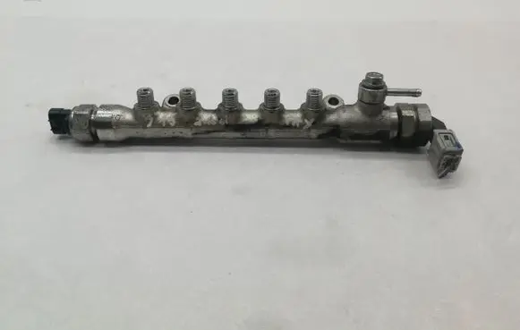 Mazda 3 II Fuel main line pipe 502008S22202