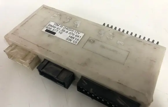 BMW 5 E39 Comfort/convenience module 61358376643 8376643