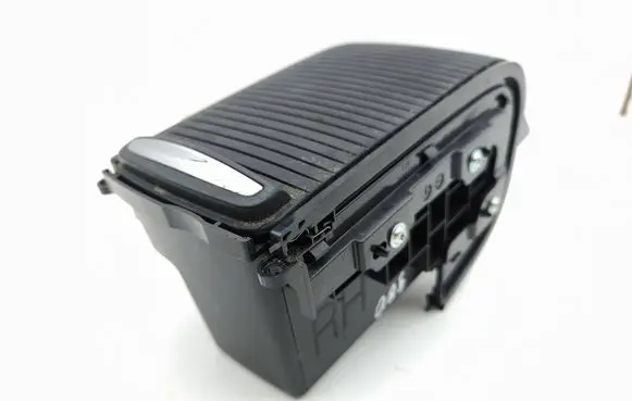 Opel Mokka X Glove box central console AVF45423