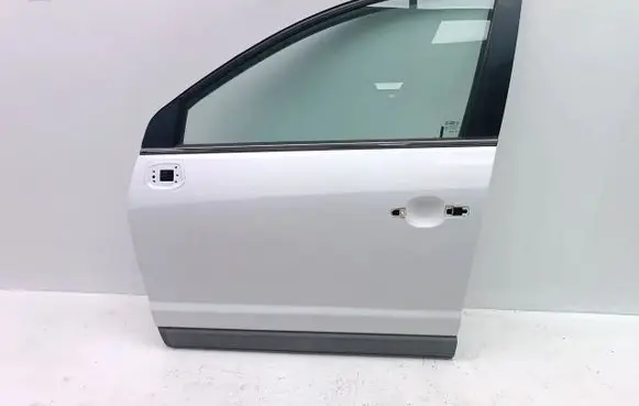 Opel Antara Front door