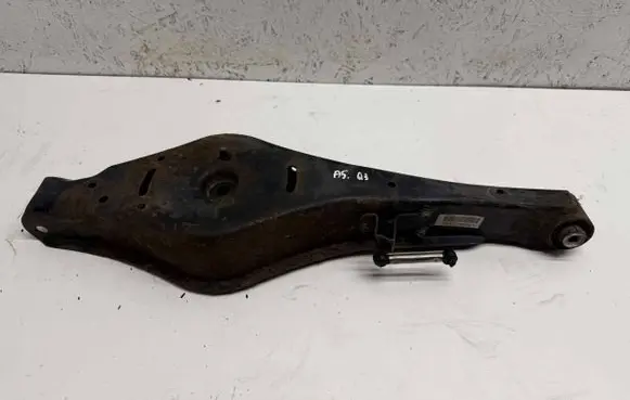 Audi Q3 8U Rear control arm 1K0505371