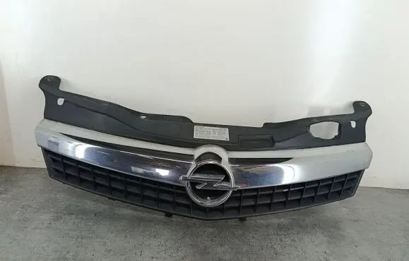 Opel Astra H Front grill 1324708313247179