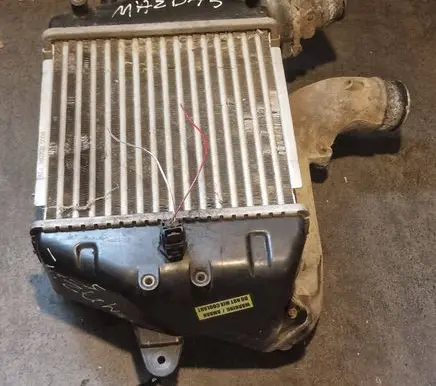 Mazda 5 Intercooler radiator FATJ1607030008