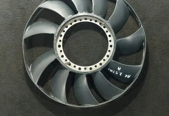 Audi A6 S6 C5 4B Fan impeller 038130153