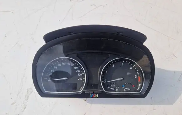 BMW X3 E83 Speedometer (instrument cluster) 3413127 1024630