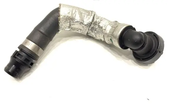 Engine coolant pipe/hose