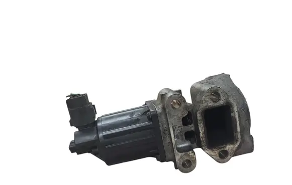 Opel Astra J EGR valve K331