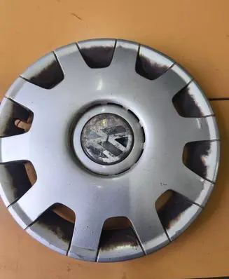 Volkswagen Polo IV 9N3 R14 wheel hub/cap/trim 1J0601147L 164061