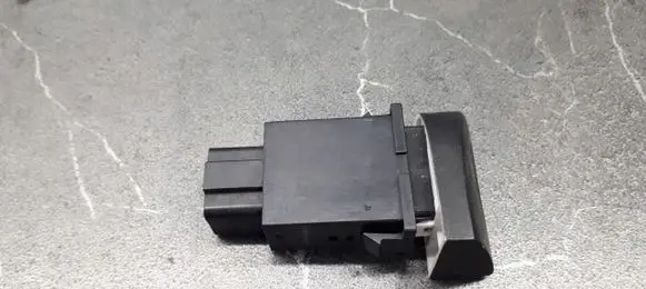 Hyundai Lantra I Fog light switch 9371029000