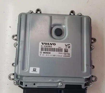 Volvo V60 Engine control unit/module 31336983