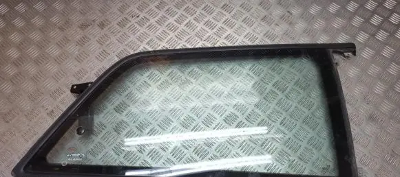 Audi A3 S3 8L Rear side window