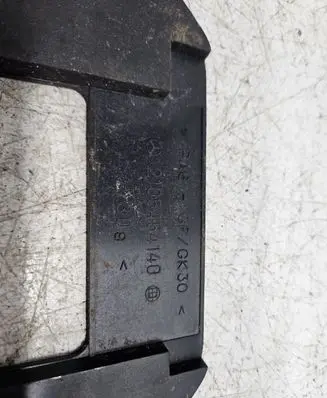Mercedes-Benz E W210 Engine control unit holder 2105454140