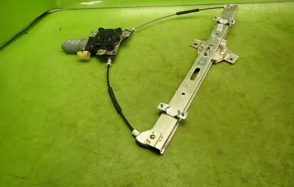 Hyundai i10 Front door window regulator with motor 824010X010