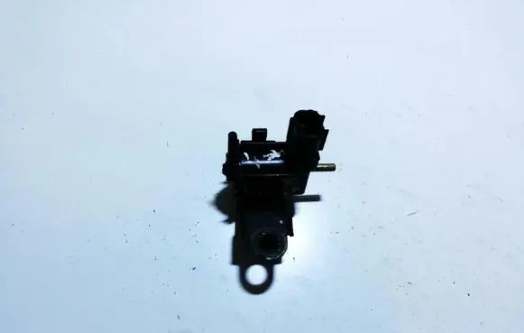 Lexus SC 300 - 400 Turbo solenoid valve 1846000621 90910-12076