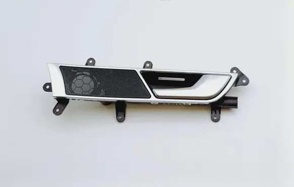 Audi A6 S6 C6 4F Front door interior handle 4F0837020B