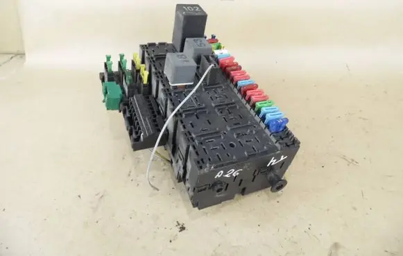 Volkswagen Transporter - Caravelle T4 Fuse box set 357937039