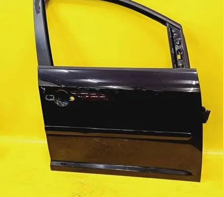 Volkswagen Touran I Front door 