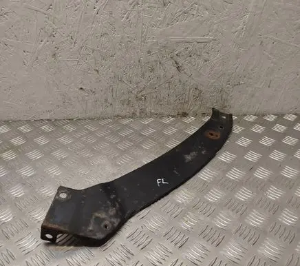 Volkswagen Tiguan Radiator support slam panel bracket 
