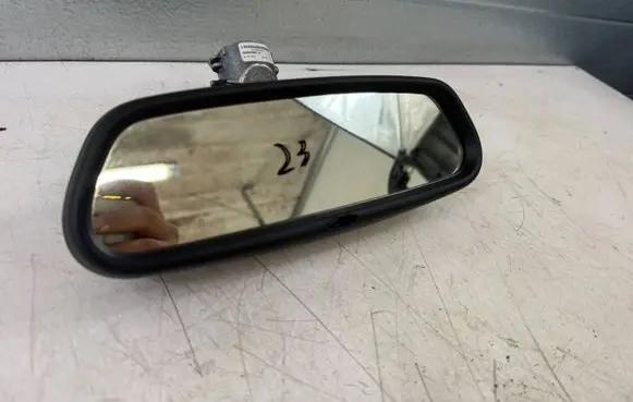 Rear view mirror (interior)