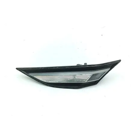 Porsche 911 991 Front fender indicator light 99163125505