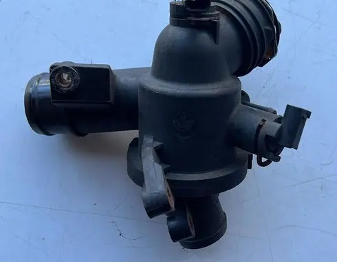 Mercedes-Benz Sprinter W906 Thermostat 6512000615 A6512000615