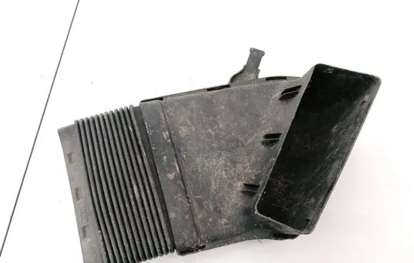 Audi A4 S4 B7 8E 8H Air intake hose/pipe 8E0129617D