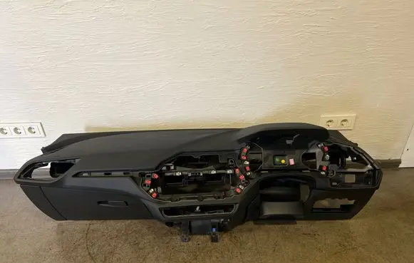 BMW 1 F40 Dashboard 6834294 6834296