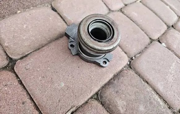 Opel Corsa E clutch release bearing 24422061