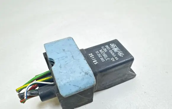 Mazda 3 I Glow plug pre-heat relay 3M5T12A343AA 51252003