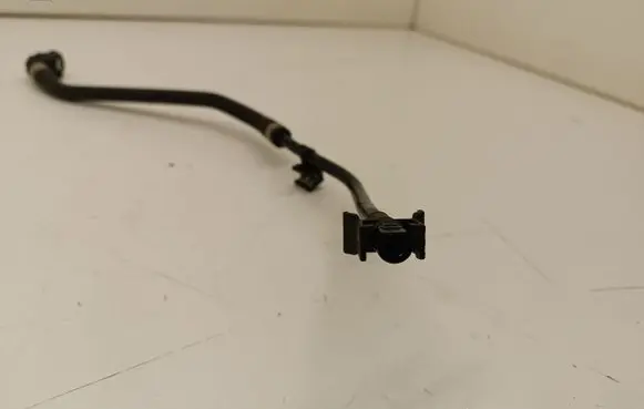 BMW 5 G30 G31 Engine coolant pipe/hose 8592666