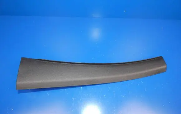 Volvo XC90 (B) pillar trim (bottom) 31377245
