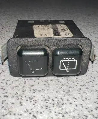 BMW 3 E30 Wiper switch 1381647