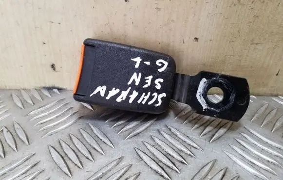 Volkswagen Sharan Rear seatbelt buckle